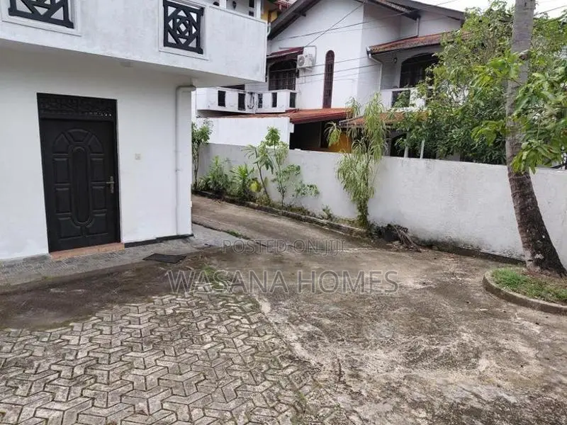 Stunning House for Sale Maharagama