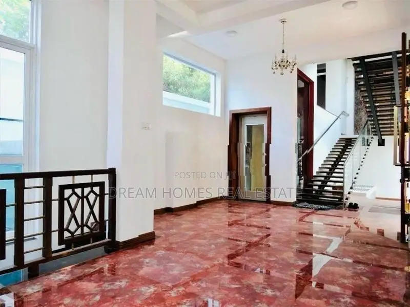 Luxury Mansion for Sale in Battaramulla – 30 Perches