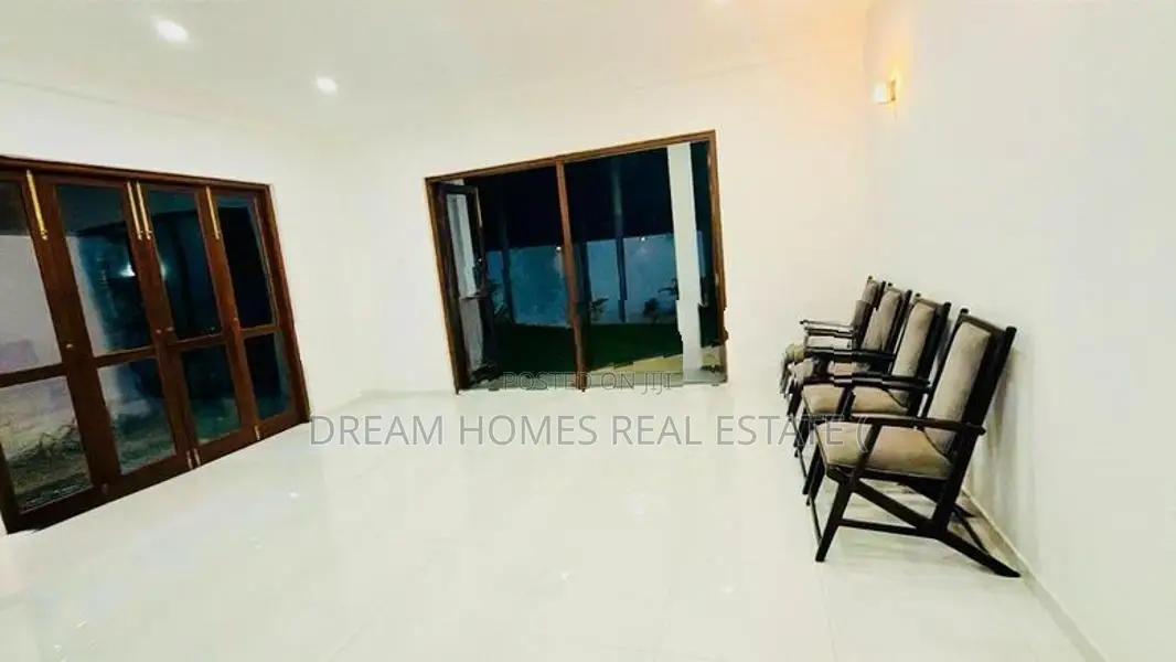 Luxury Three Storey Residence with Swimming Pool for Sale-Athurugiriya