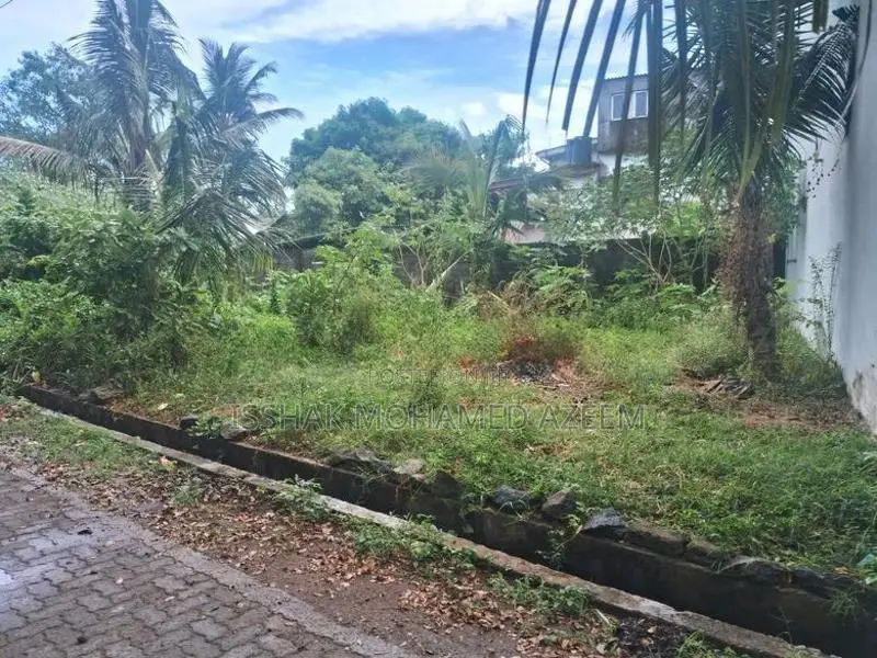 Bare Land for Sale Mount Lavinia