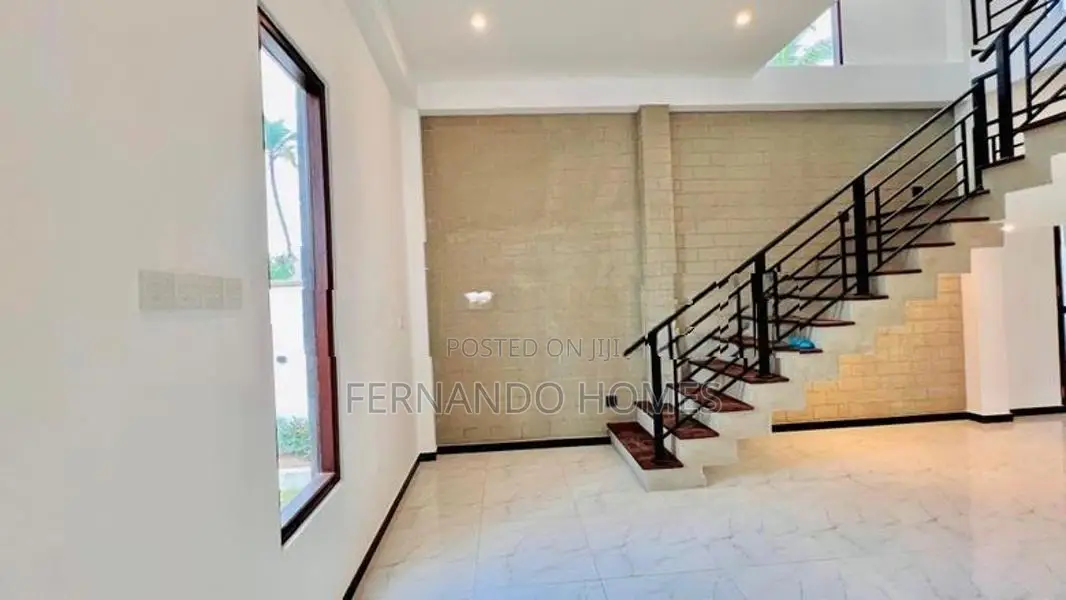 Ready View Modern Design 4 Bed Rooms Luxury House For Sale Negombo
