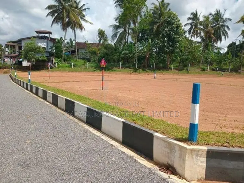 Land for Sale at Homagama Diyagama Facing a Paddy Field