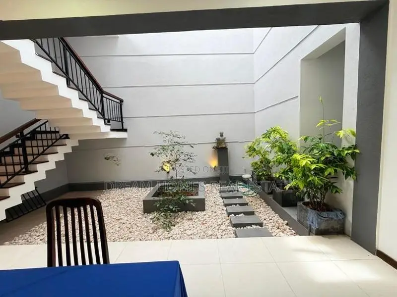 Three-Storied House for Sale – Boralesgamuwa