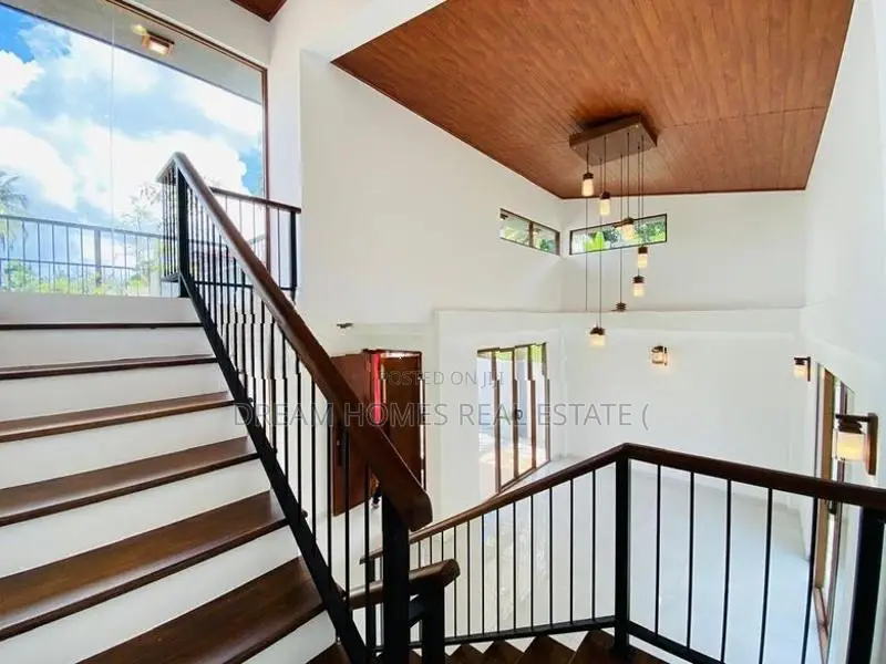 New Luxury House for Sale in Malabe Kothalawala