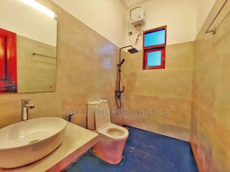 Luxury Two Storey Brand New House in Piliyandala