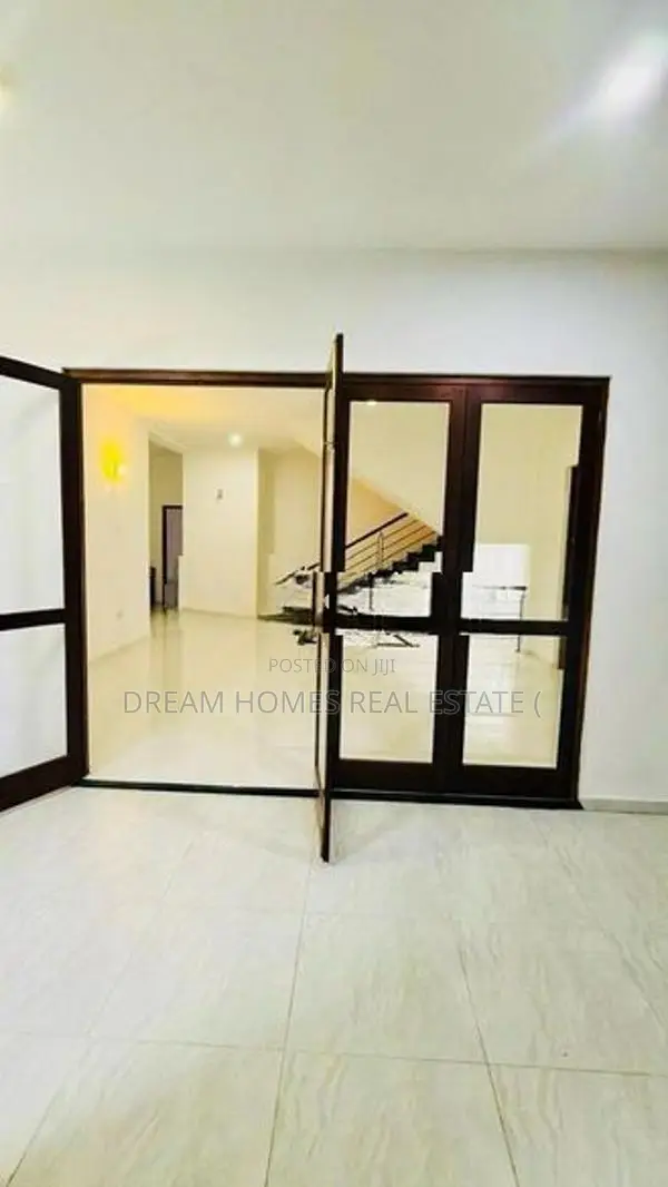 Luxury Three Storey Residence with Swimming Pool for Sale-Athurugiriya