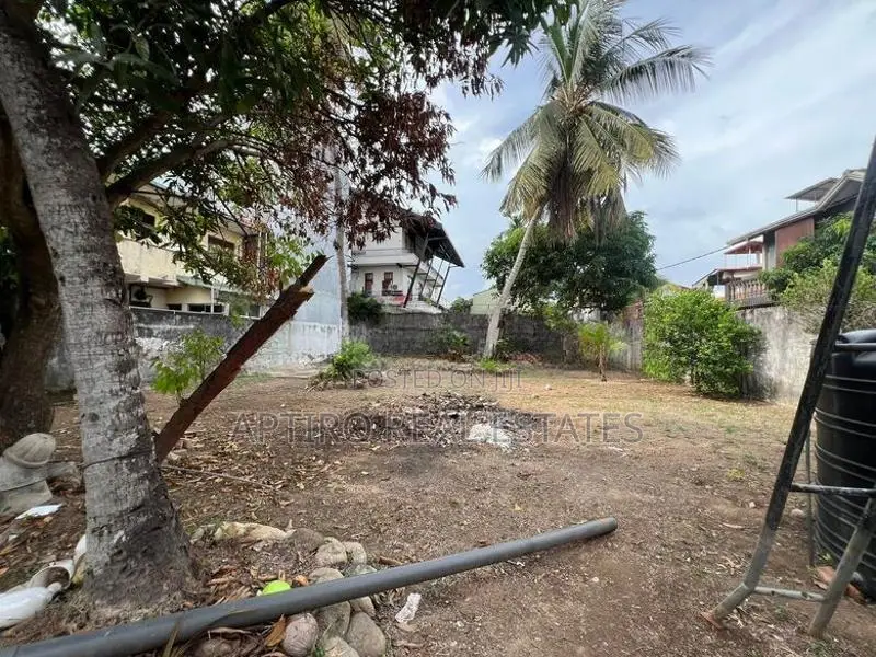 5BHK Land House for Rent - Nadhimala, Dehiwala