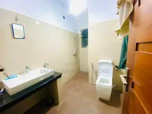 Spacious 5-Bedroom House for Rent – Thalawathugoda