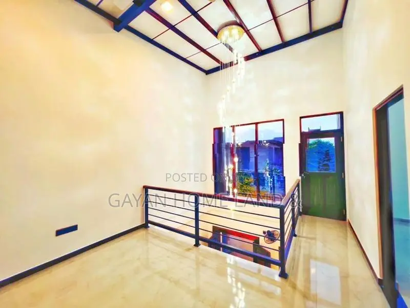 Luxury Two Storey Brand New House in Piliyandala