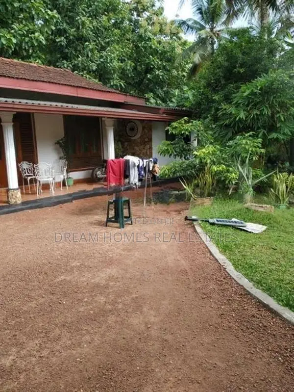 House for Sale – Kadawatha