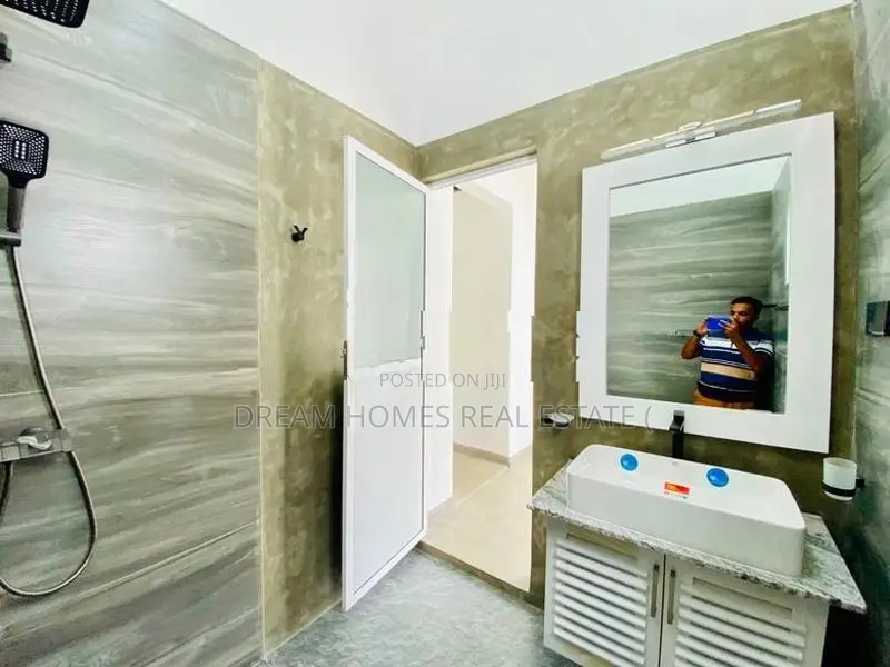 Beautiful 2BR Modern House – Kaduwela