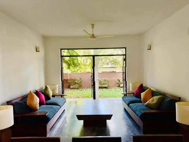 Three-Storey Luxury House for Sale – Malabe