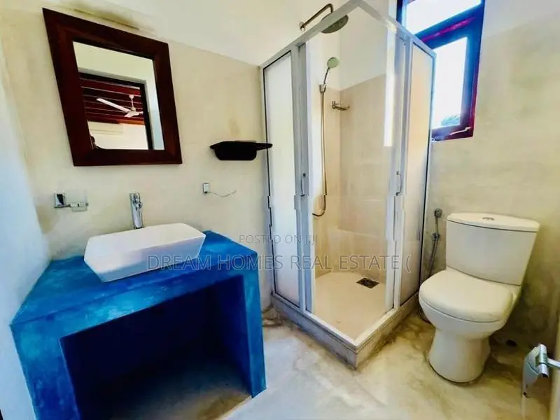 Three-Storey Luxury House for Sale – Malabe