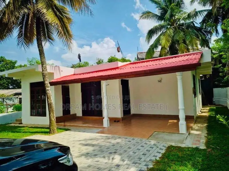 House for Sale –Malabe-Only 600m to SLIIT Campus