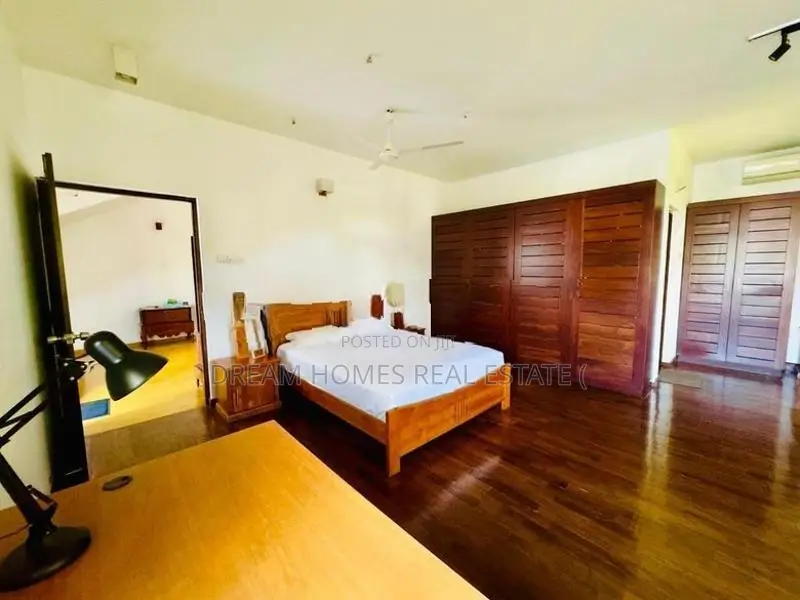 Three-Storey Luxury House for Sale – Malabe