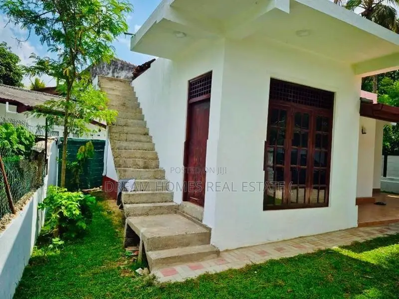 House for Sale –Malabe-Only 600m to SLIIT Campus