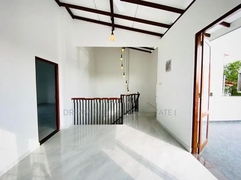Brand New Luxury Two-Storey Home for Sale in Athurugiriya