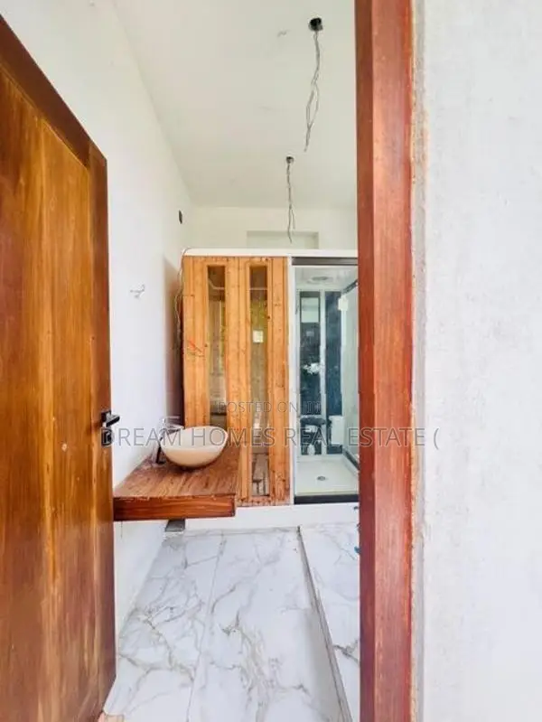 Grand Luxury House for Sale in Malabe