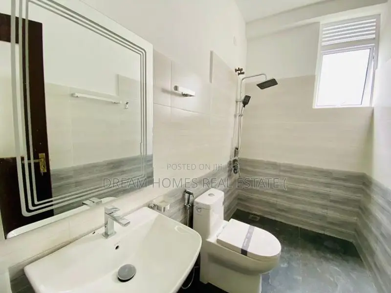 2-Storey House for Sale – Athurugiriya Highway