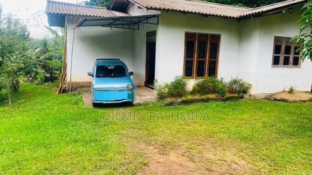 දොම්පේ නගරයට ආසන්නයෙන් නිවසක් සහිත ඉඩමක් විකිණීමට