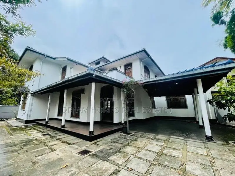 5-Bedroom House for Rent – Battaramulla, Koswatta