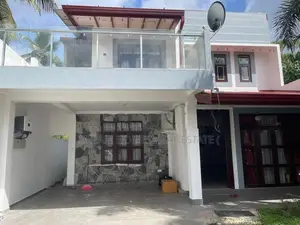 Luxury 4-Bedroom Solar Generating House for Sale Athurugiriya