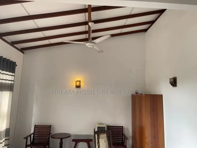 Luxury 4-Bedroom Solar Generating House for Sale Athurugiriya