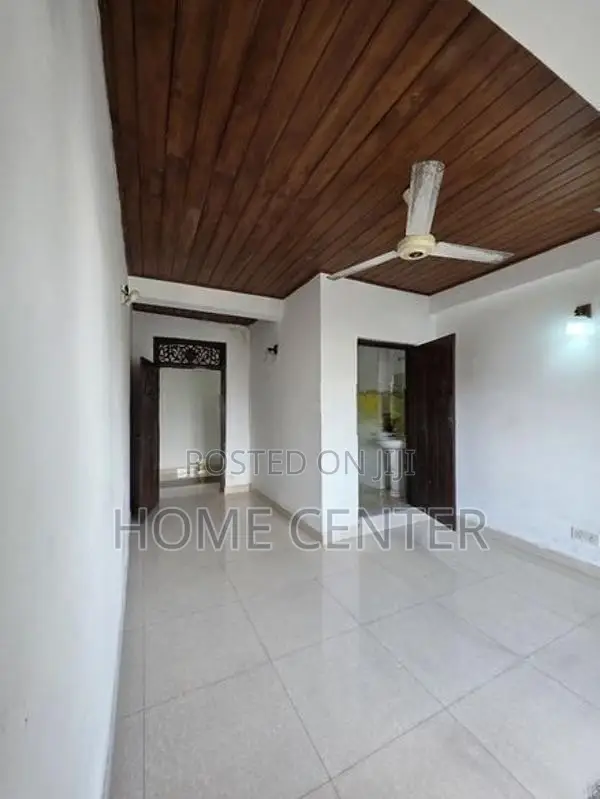 4BHK 3rd Floor House For Rent In Dehiwala ~ Kalubowila Road