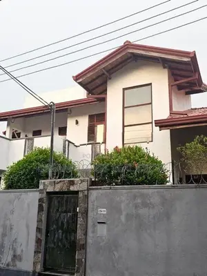 Modern 2-Storey House for Sale in Thalawathugoda – Dolalanda Gardens
