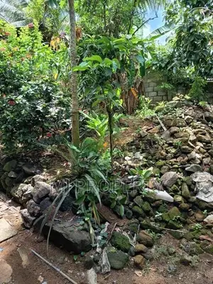 (GS-1183)Valuable HalfComplete Single Storey House for Sale Athurugiri