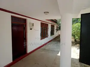 House In Kalmunai