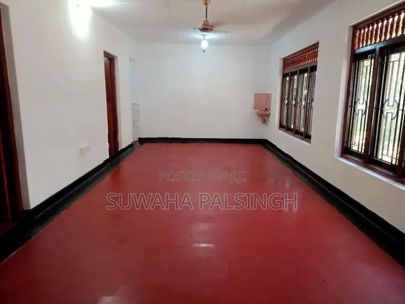 House In Kalmunai
