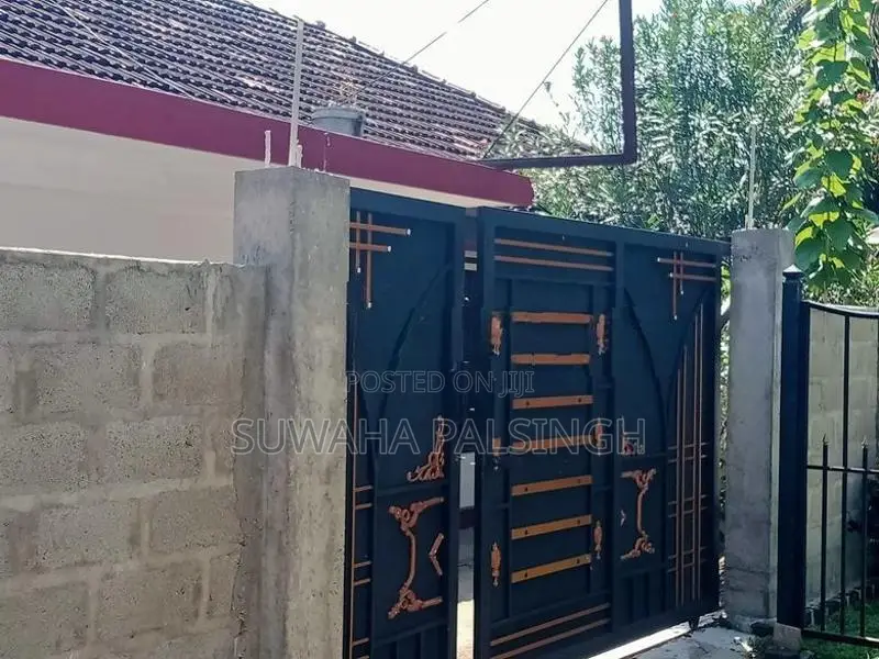 House In Kalmunai