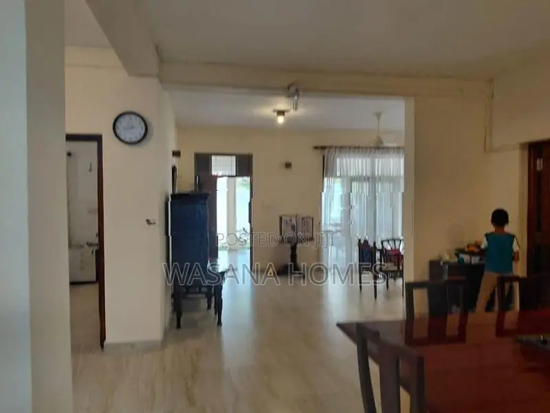 Stunning House for sale Boralasgamuwa
