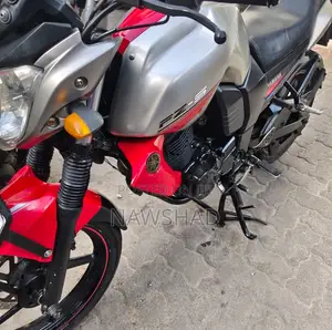 Yamaha FZ 2011 Silver