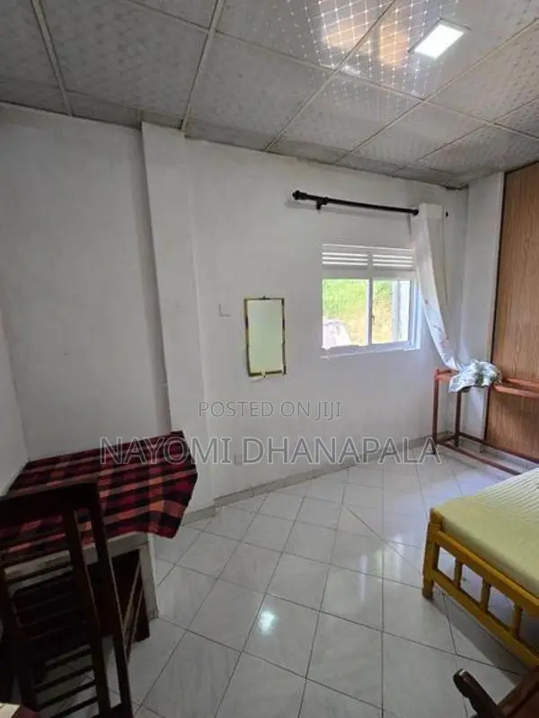 Rooms for Rent Male - Pilimathalawa