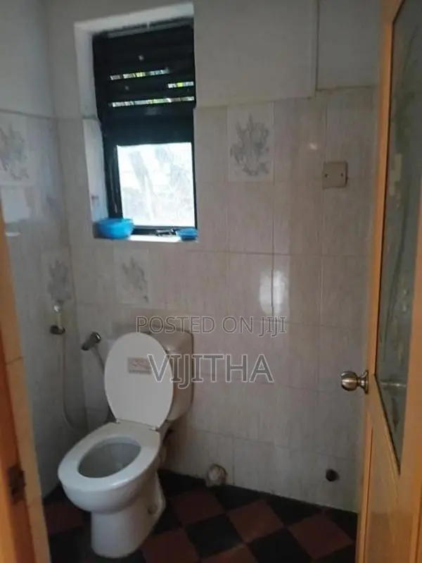 Up Stair Unit House for Rent Kotte
