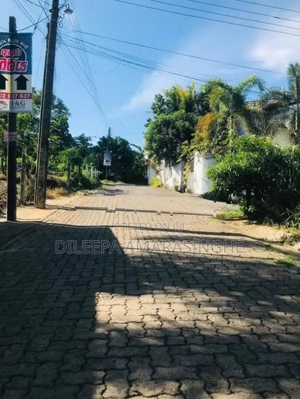 11.2P Land for Sale -1st Block -20 ft Road ,Sunrise city,Aturugiriya