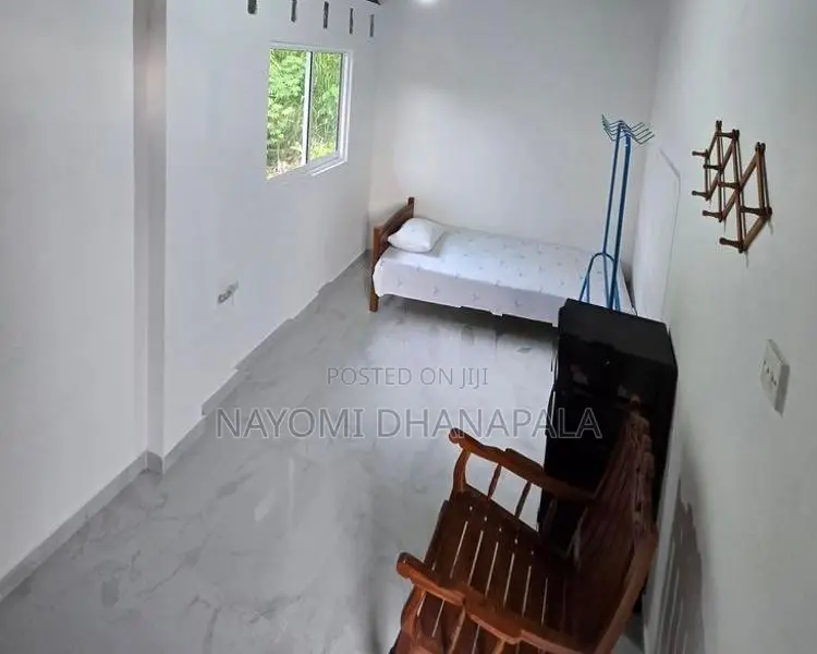 Rooms for Rent Male - Pilimathalawa