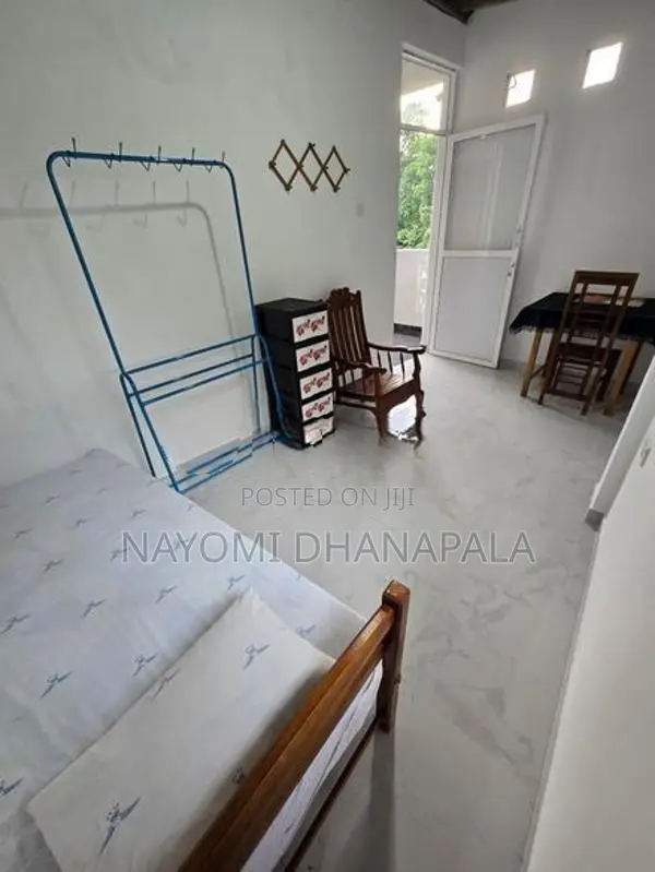 Rooms for Rent Male - Pilimathalawa