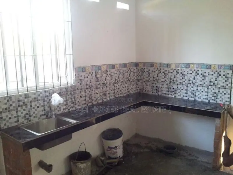 Small House for Sale in Panagoda