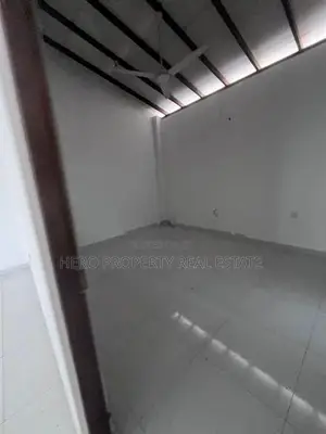 HJR100 - Three Storey Elegant House for Rent in Kiribathgoda