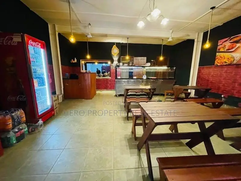 HCR059 - Modern Resturant for Rent in Moratuwa