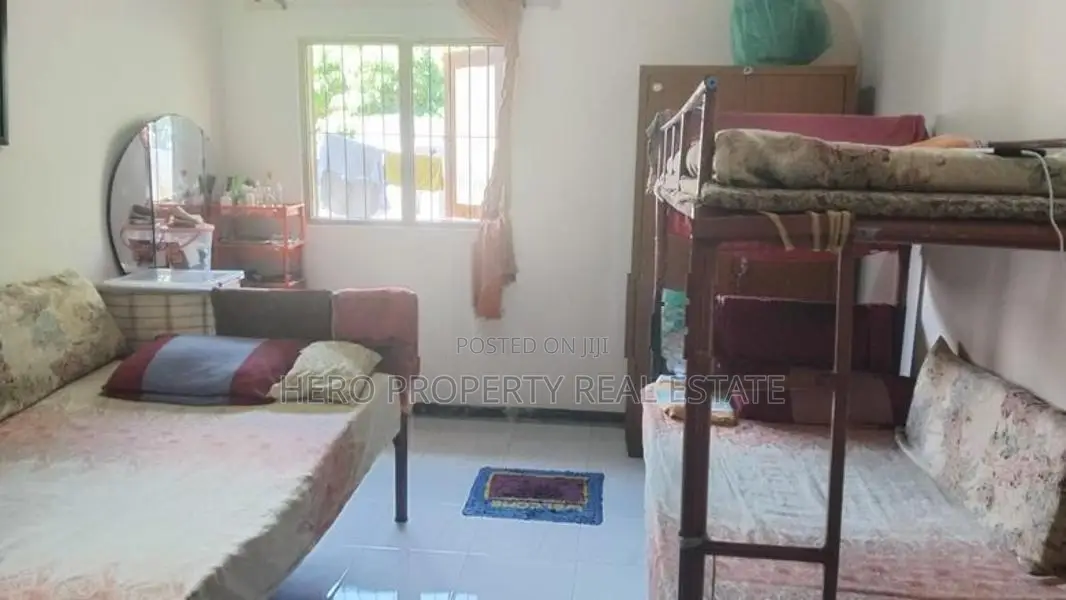 HAS127 - Single Storey House with Annex for Sale in Kadawatha