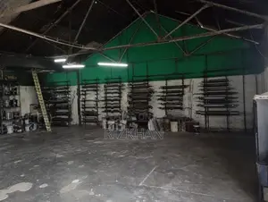 Prime Commercial Warehouse With Land For Sale – Kelaniya
