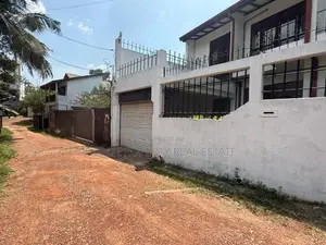 Two Storey House for Rent in Maharagama temple road