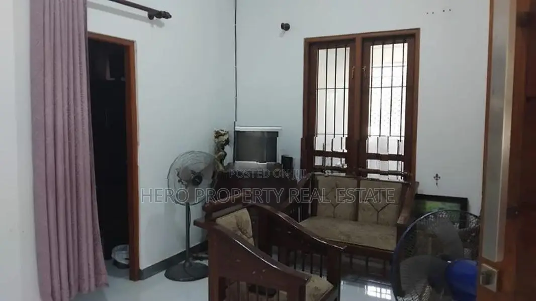 HJS126 - Single Story House for Sale in Kadawatha