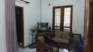 HJS126 - Single Story House for Sale in Kadawatha