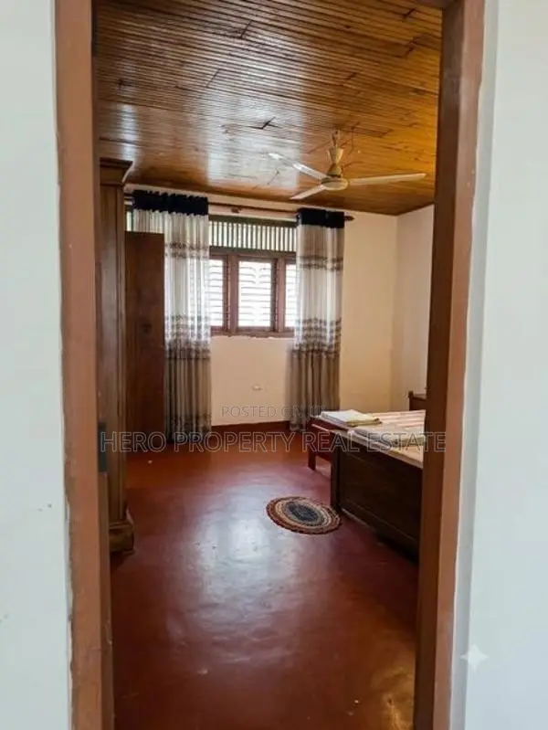 HJR110 - Semi Furnished House for Rent in Kadawatha 📍