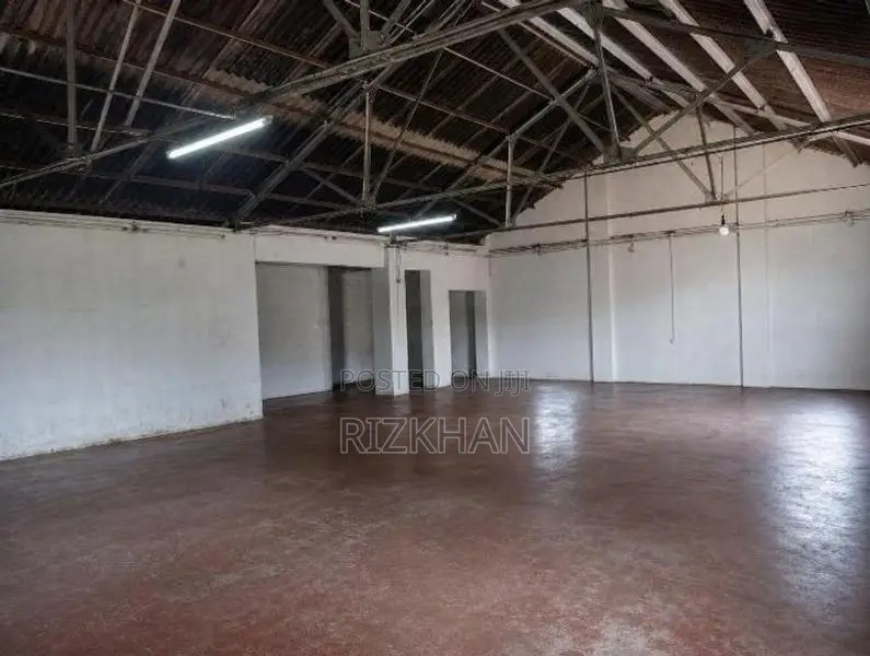 Prime Commercial Warehouse With Land For Sale – Kelaniya